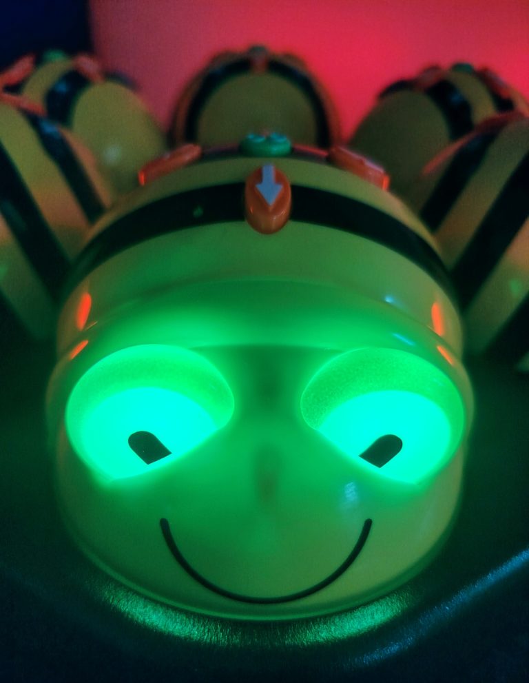 Robotická hračka Bee-Bot Včelka